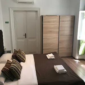 4* Maison d'hôtes Antic In Center (adults Only)