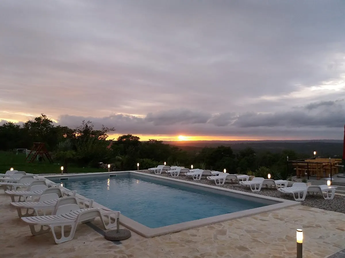 Maison d'hôtes Bed And Breakfast Rogocana Labin